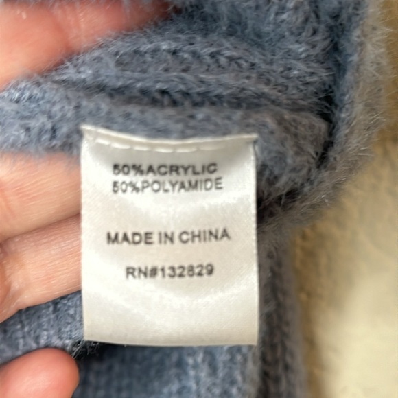 Revolve superdown Cropped Ruched Sweater Lilac Purple Size Medium - Picture 6 of 8